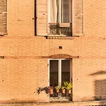 Beautiful Equipped Apartment In Paris