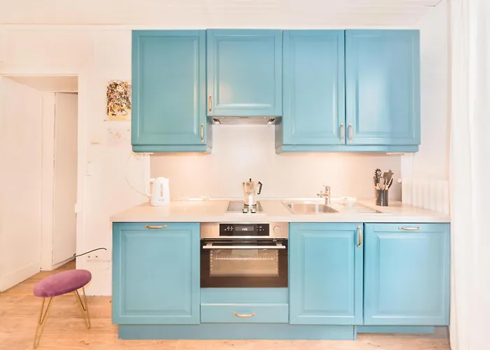 Beautiful Equipped Apartment In Paris